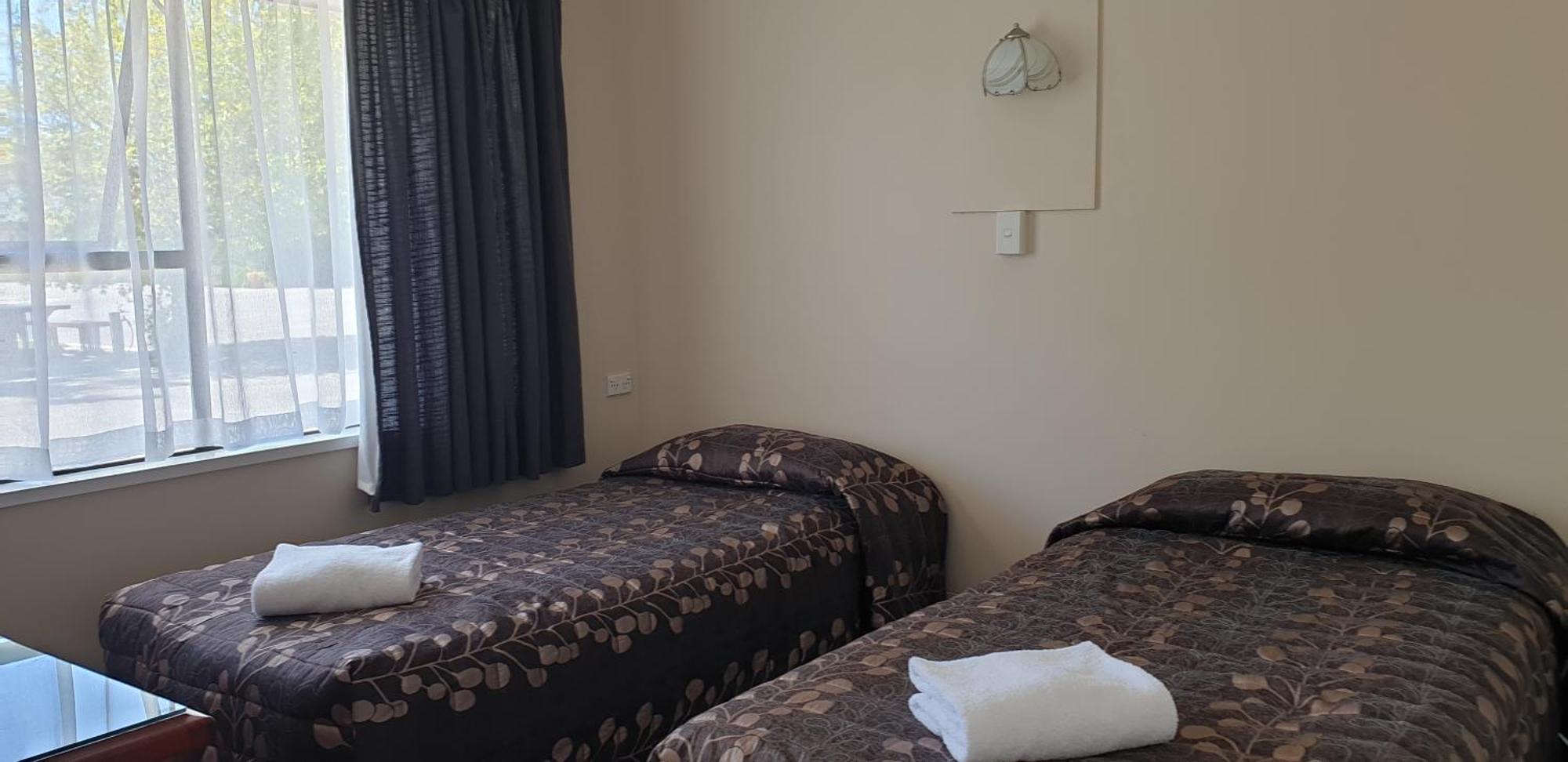 Commodore Motor Lodge Ashburton Ngoại thất bức ảnh